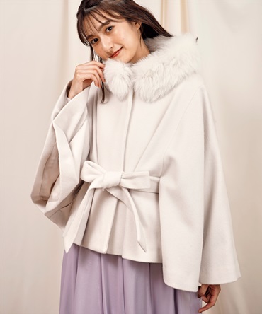 衿ファー付ポンチョコート | コート | NOELA OFFICIAL WEB STORE