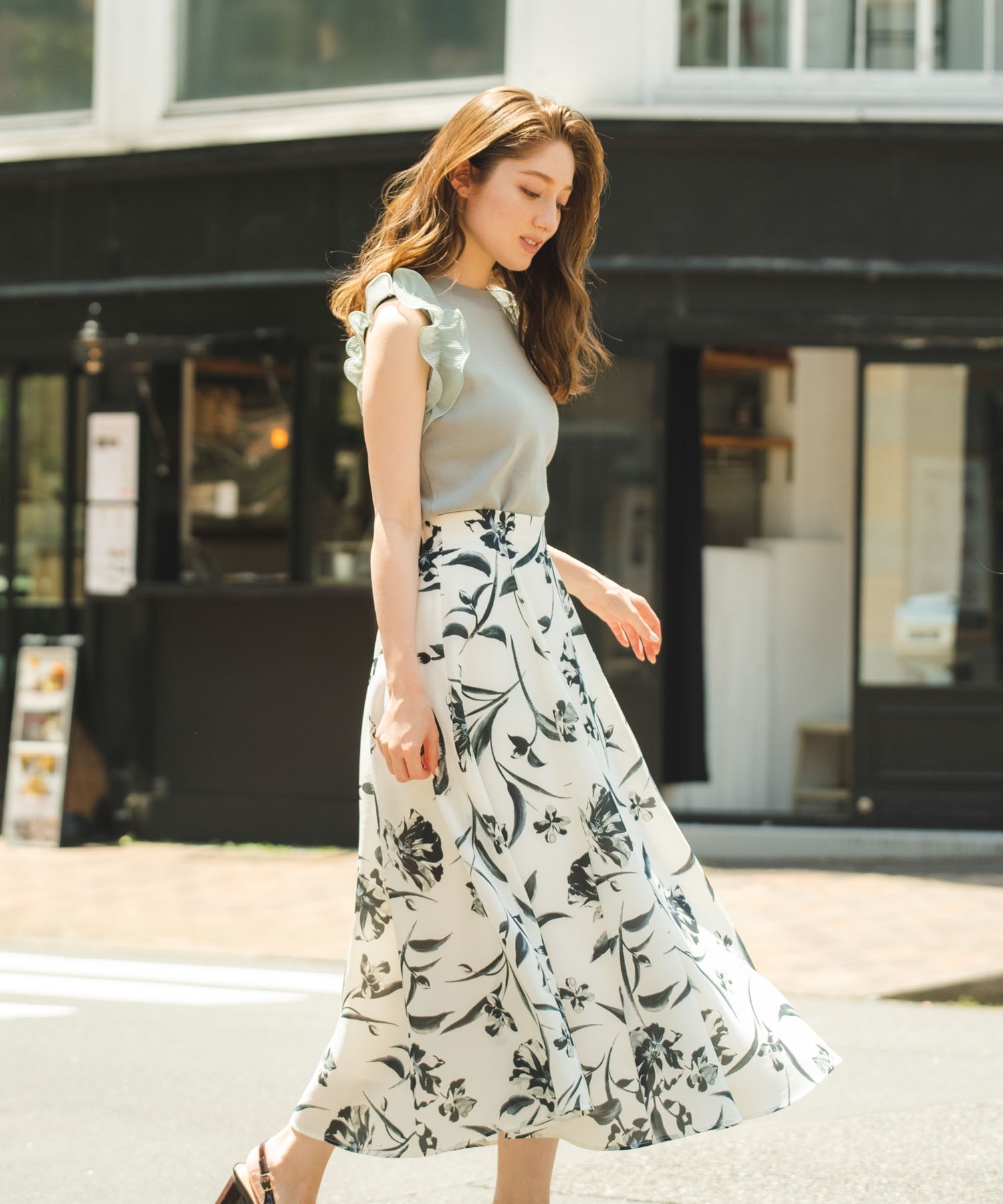 単色花柄スカート | フレアスカート | NOELA OFFICIAL WEB STORE