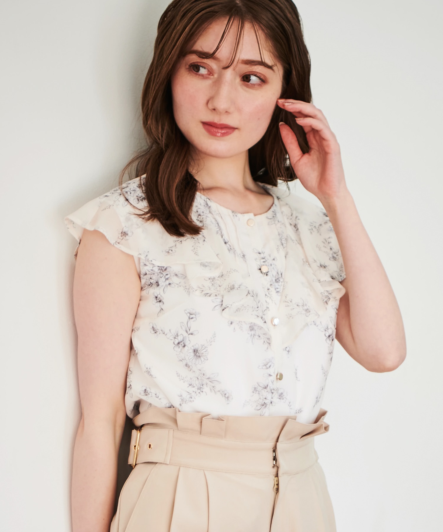 フリルシフォンブラウス | シャツ・ブラウス | NOELA OFFICIAL WEB STORE