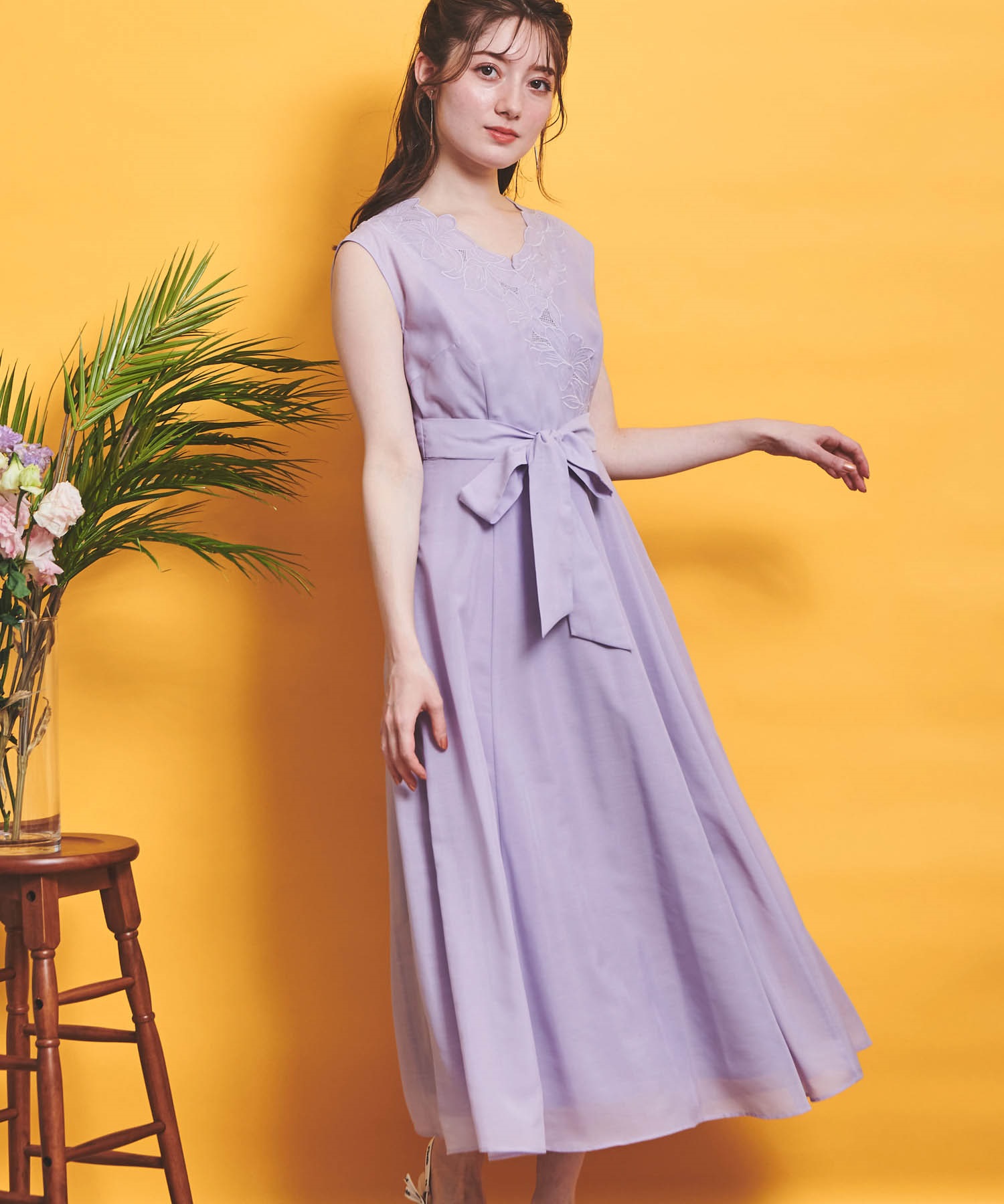 フラワー刺繍ワンピース | ロングワンピース | NOELA OFFICIAL WEB STORE