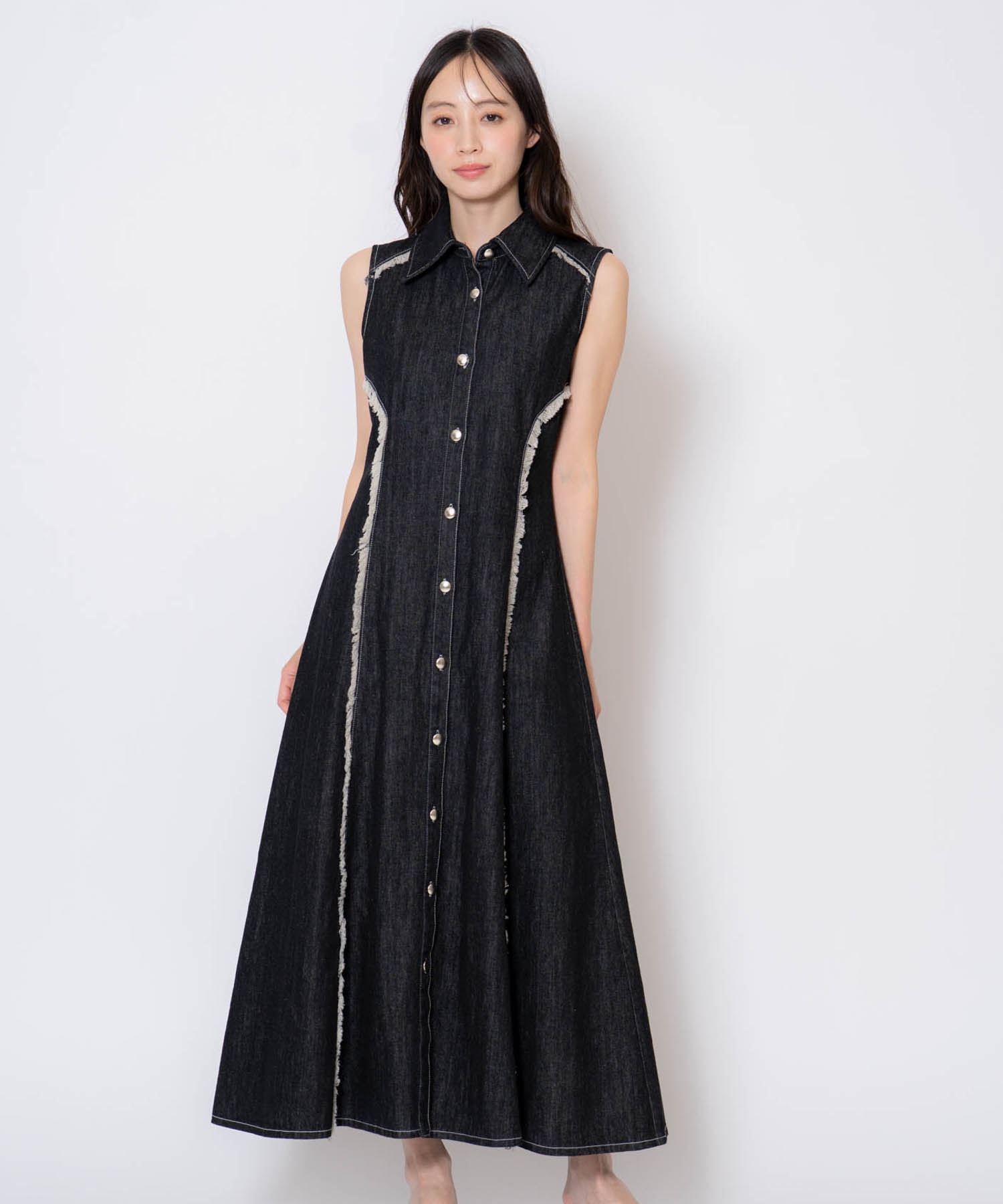 フリンジデニムワンピース | ロングワンピース | NOELA OFFICIAL WEB STORE