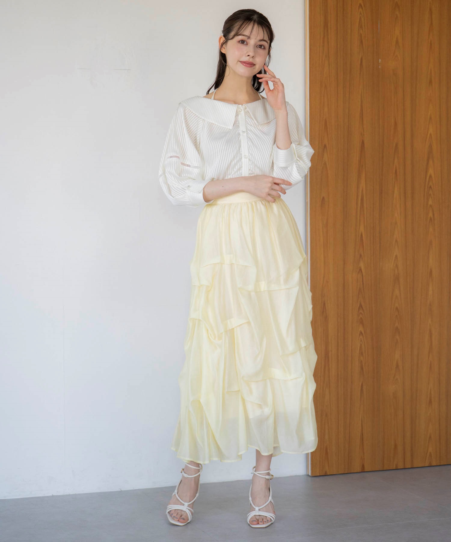 ランダムタックシアースカート | フレアスカート | NOELA OFFICIAL WEB