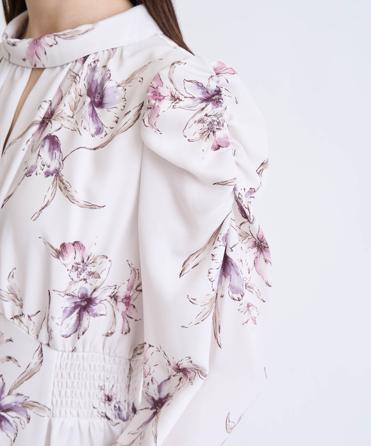 線描きフラワーワンピース | ロングワンピース | NOELA OFFICIAL WEB STORE