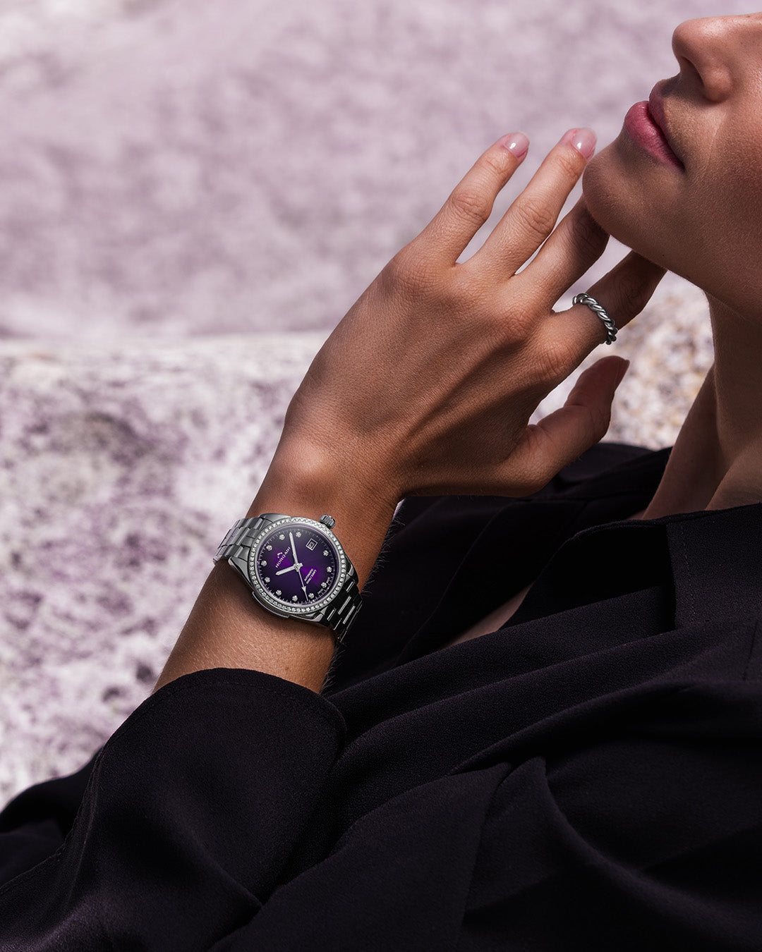Adventure 37mm Purple Gradient Diamond Bezel | NORQAIN - NORQAIN