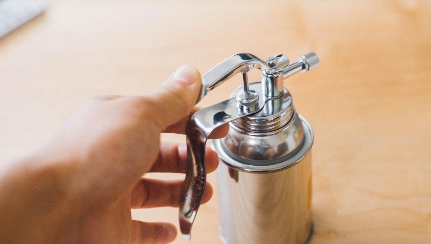 じわっと広がる優しい霧。新考社のステンレス製霧ふき器を買いました。