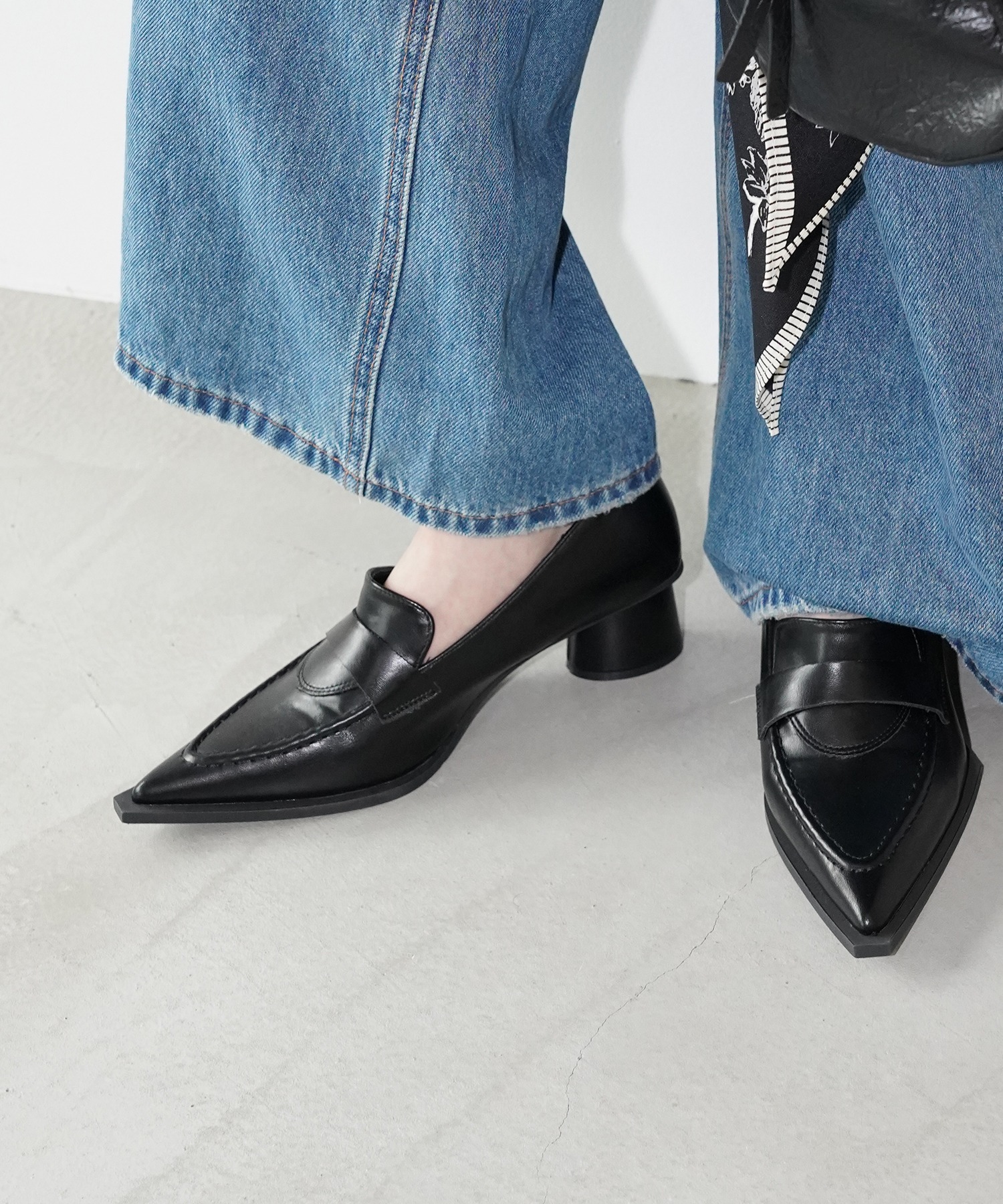 ポインテッドトゥ ローファーパンプス chs23s003-ファッション通販