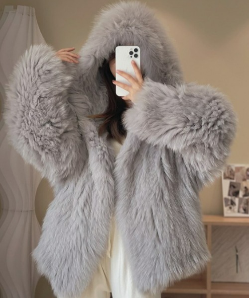 A'GEM/9 × .kom『.kom/ドットケーオーエム』フード ファーアウター