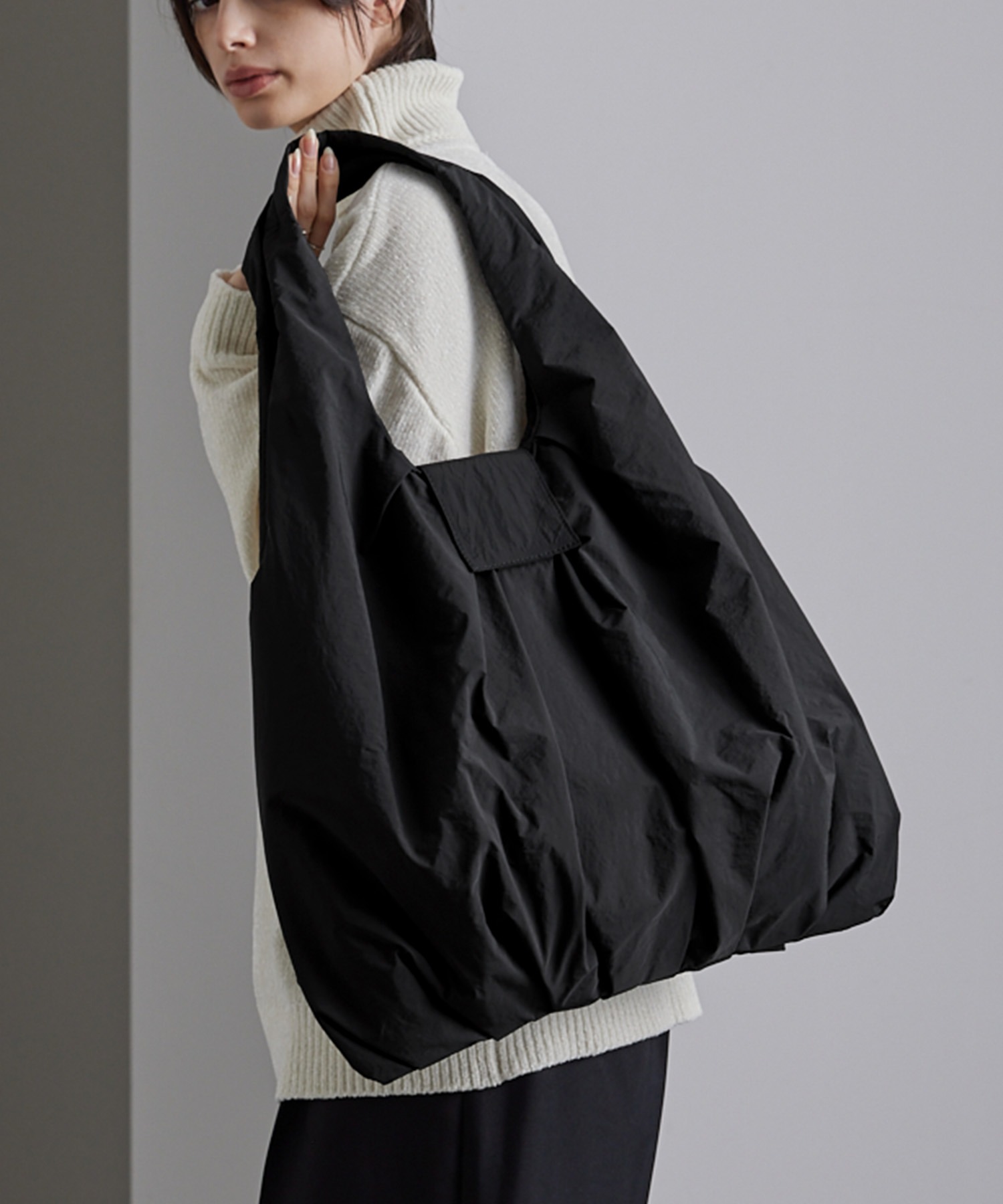 撥水ナイロンギャザービッグトートバッグ MONO-MART│MONO-MART