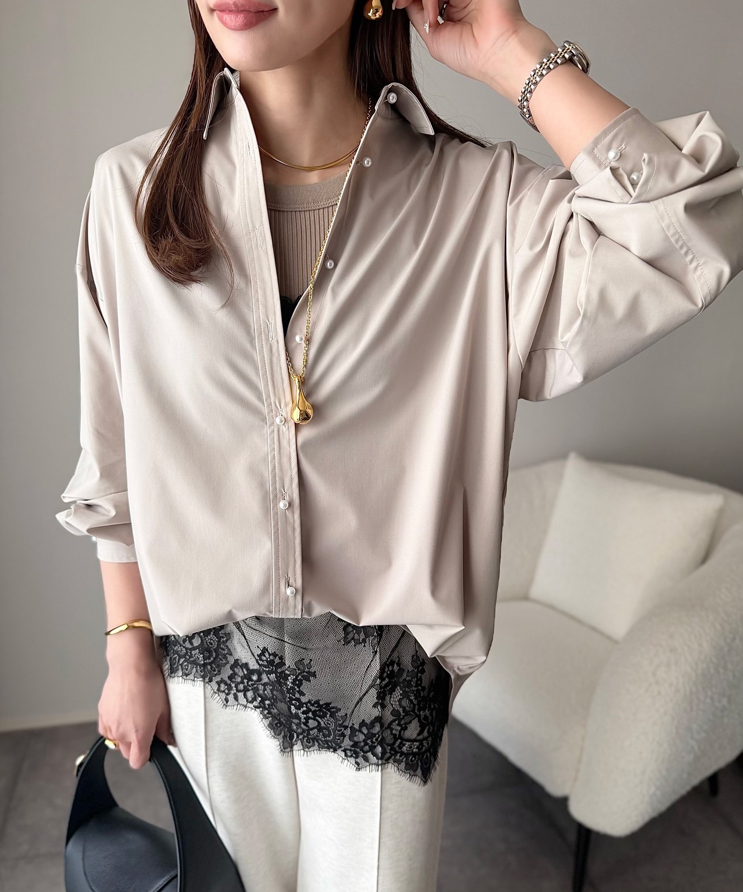 シルエット変更可！】パール釦オーバーサイズシャツ Emma Taylor