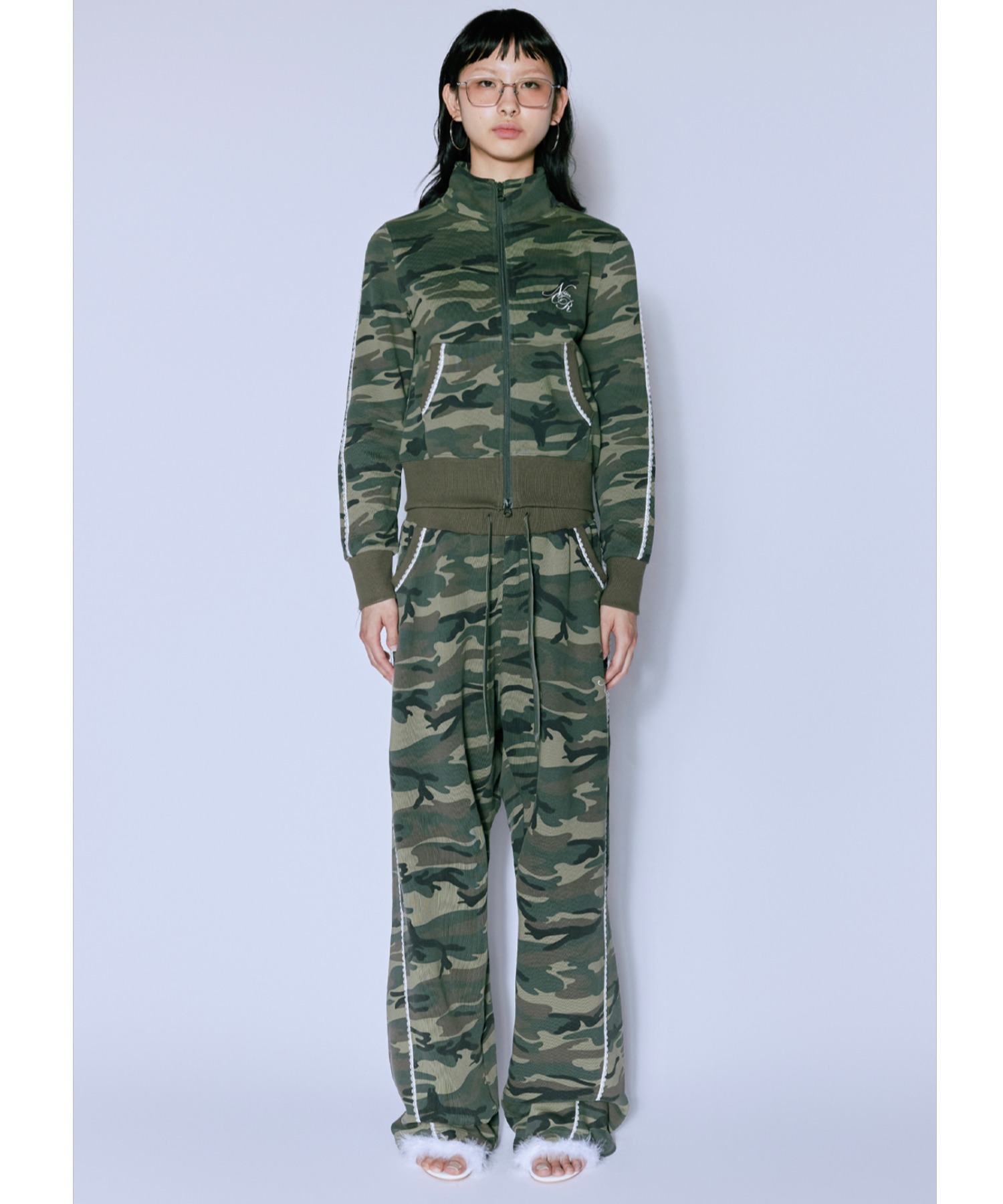 A'GEM/9 × .kom 『NIIER NOR/ニア ノア』 LACE CURVE TRACK ZIP-UP