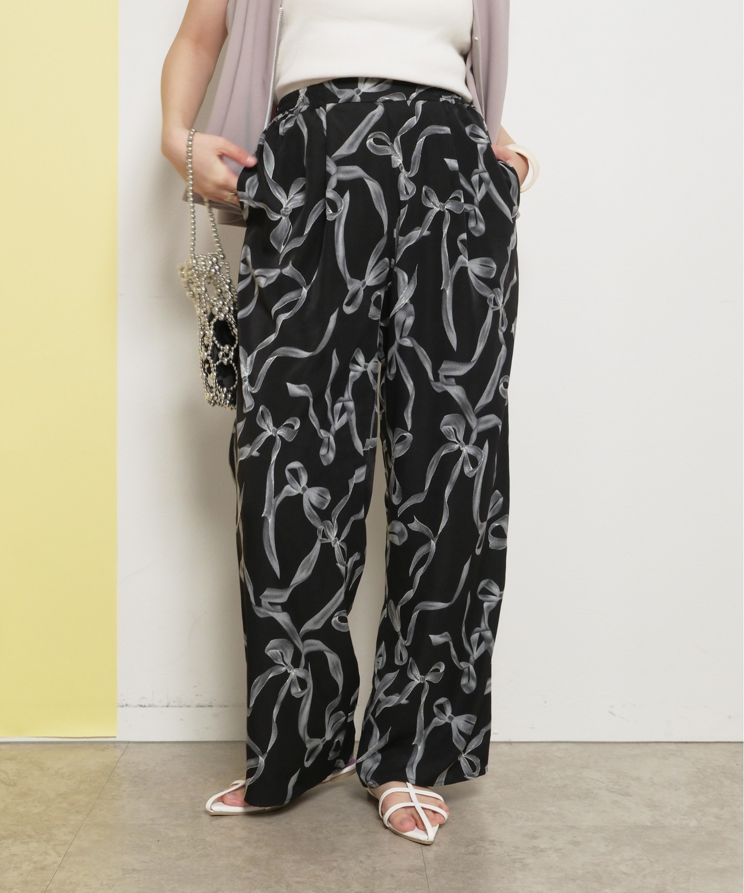 リボン柄リラックスパンツ ワイドストレートシルエット タック Palm