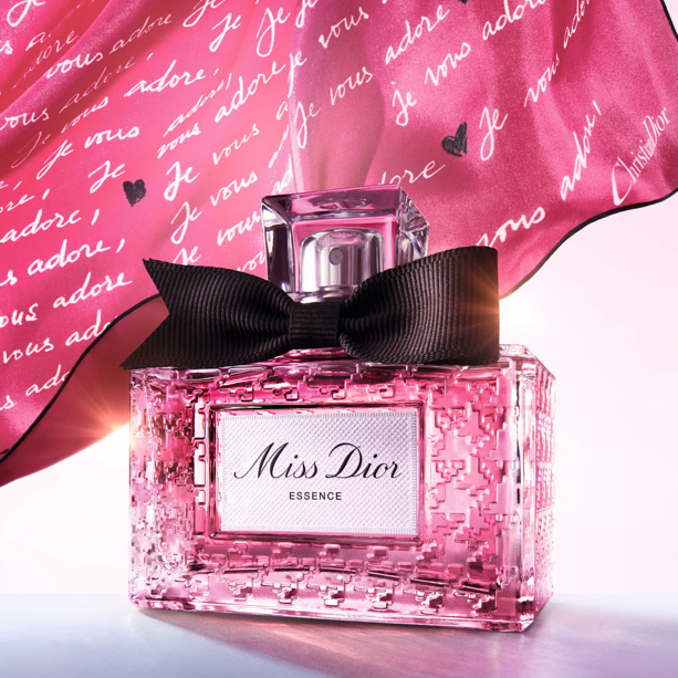 あいぽん】【新品】ミスディオールエッセンス 35ml ☾𓈒𓂂𓏸 ミス