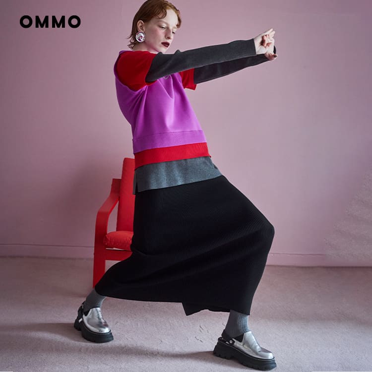 セール】CIRCLE CUT BLOCKING KT TOP（ニット/セーター）｜OMMO