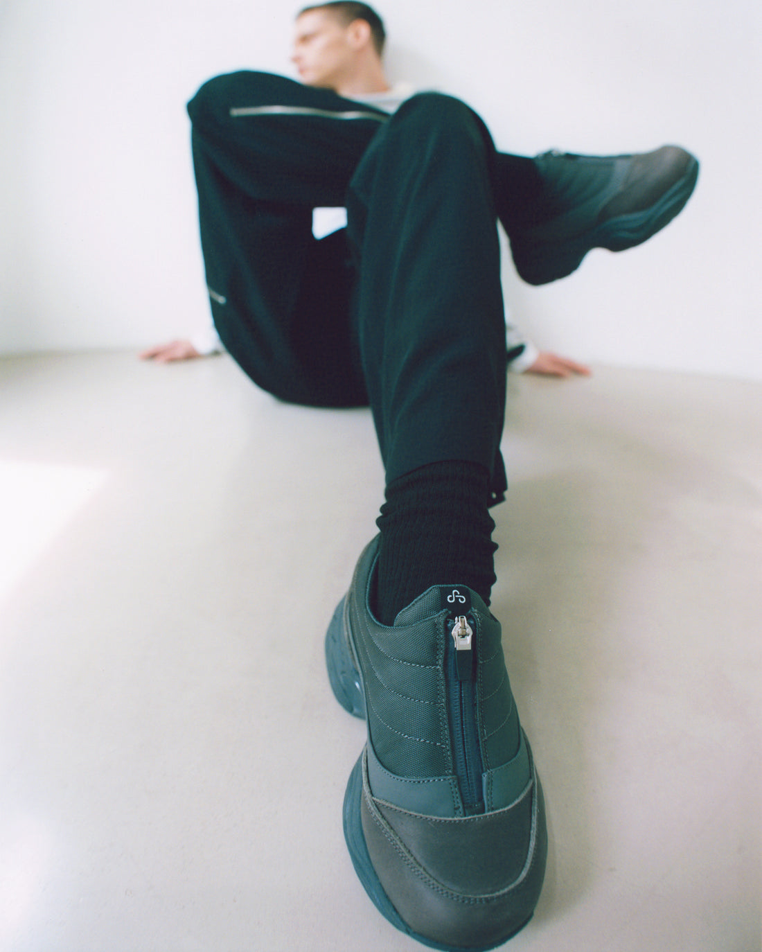 OAO公式ストア】FOUNTAIN GRAY (ファウンテン) | 防水 撥水レザー 灰