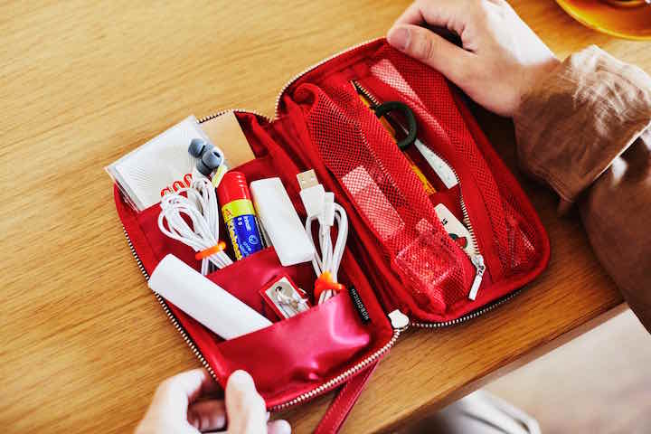 こりゃ便利！ ほぼ日手帳から「ひきだしポーチ」が仲間入り | Oggi.jp