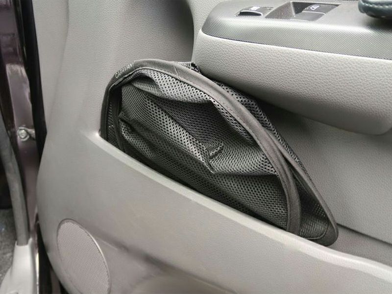 キャラバン レーザーシェード 運転席・助手席セット | オグショー