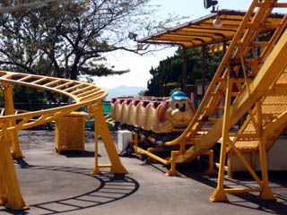 コースター評価：ファミリーコースター（マザー牧場） - おきらく娯楽工房