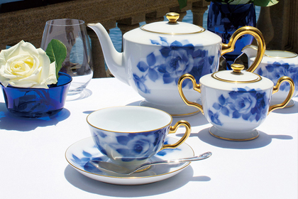 ブルーローズ（8011） 商品一覧 - 大倉陶園公式オンラインショップ