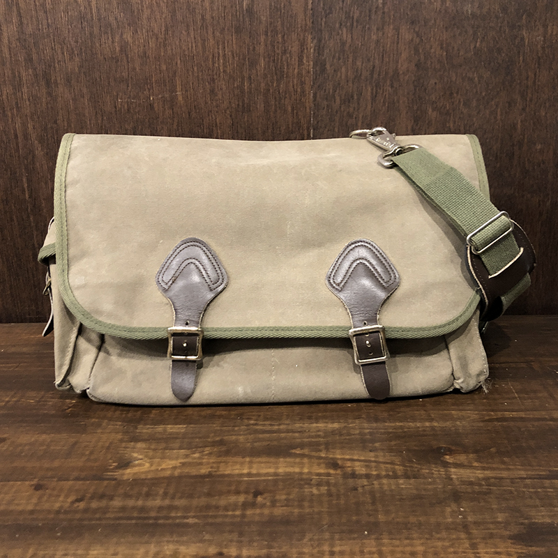 L.L. Bean Oild Finish Heavy Canvas Fishing Hunting Outdoor Field