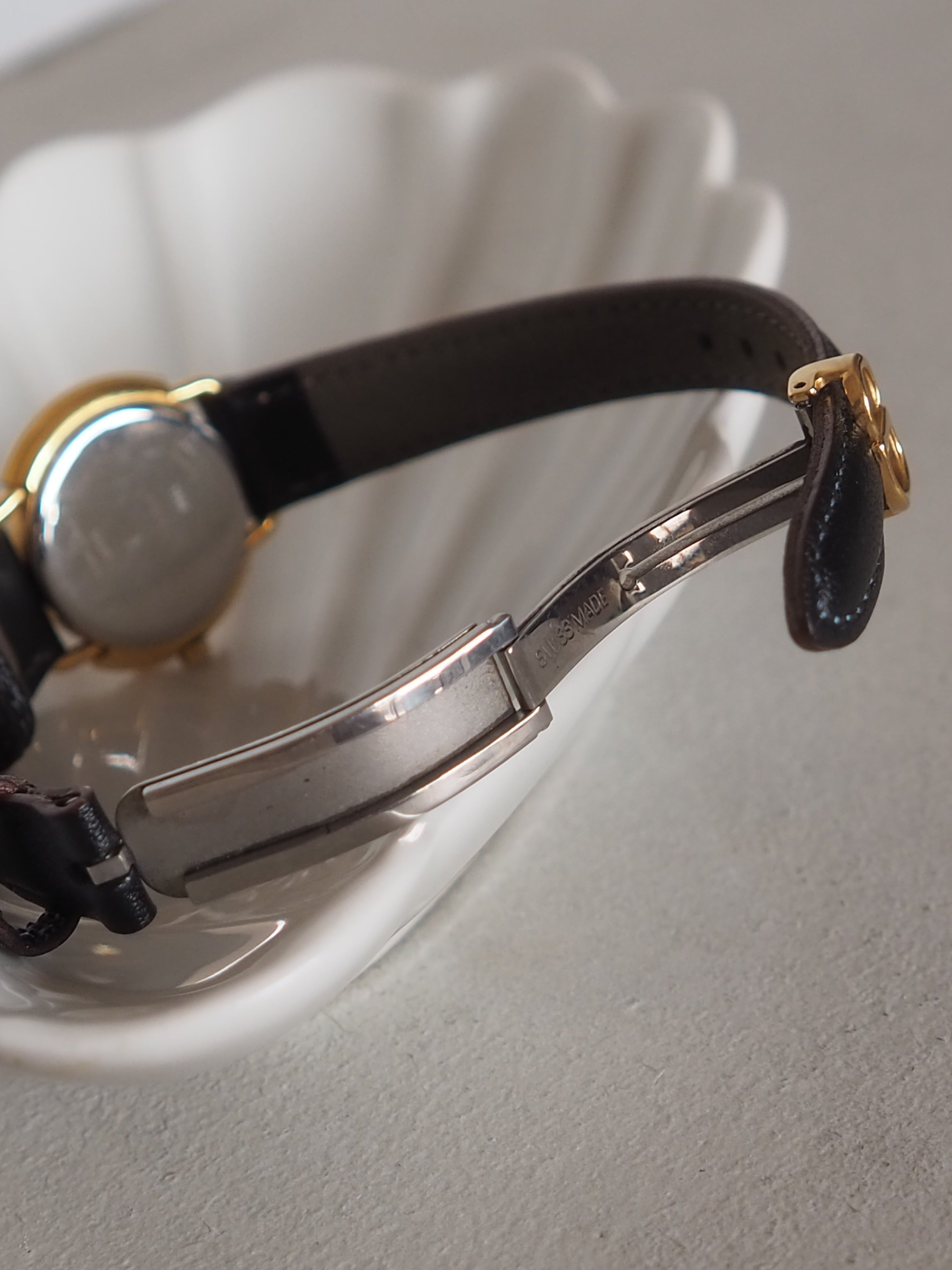 Christian Dior ディオール ラウンド シェル ウォッチ 腕時計