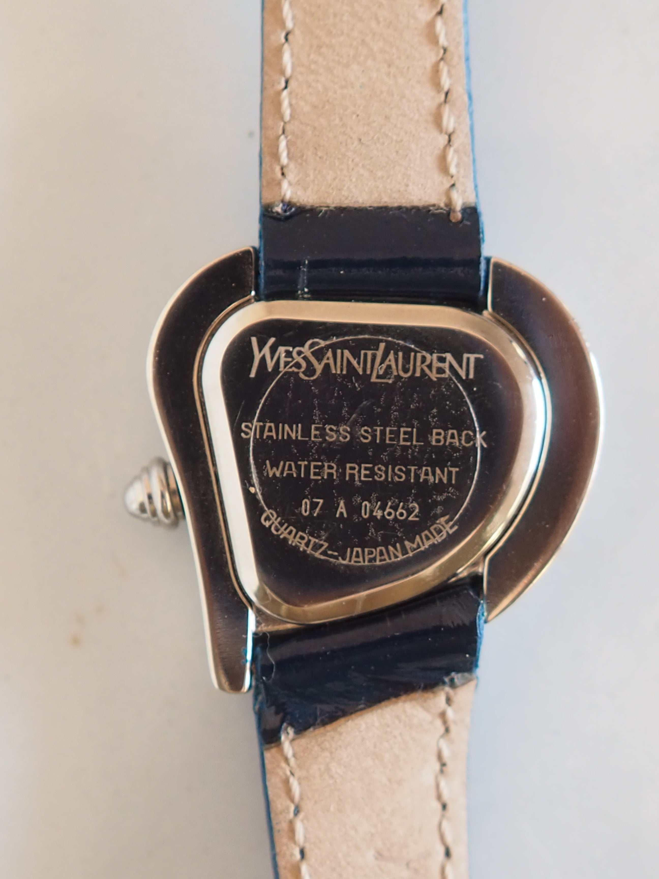 Yves Saint Laurent イヴ・サンローラン YSL ハート ウォッチ 腕時計