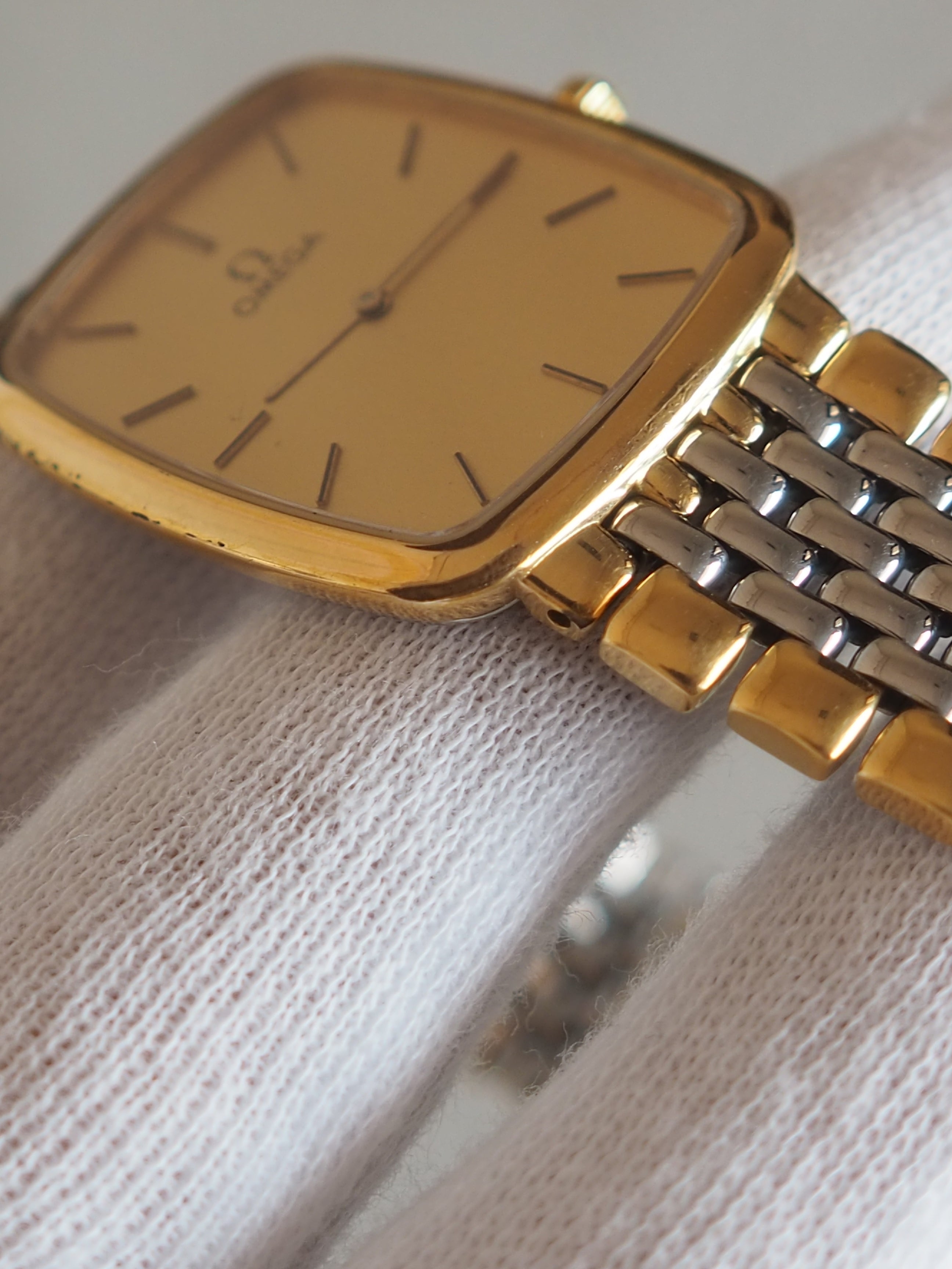 OMEGA オメガ DE VILLE デビル ラウンド ウォッチ 腕時計シルバー