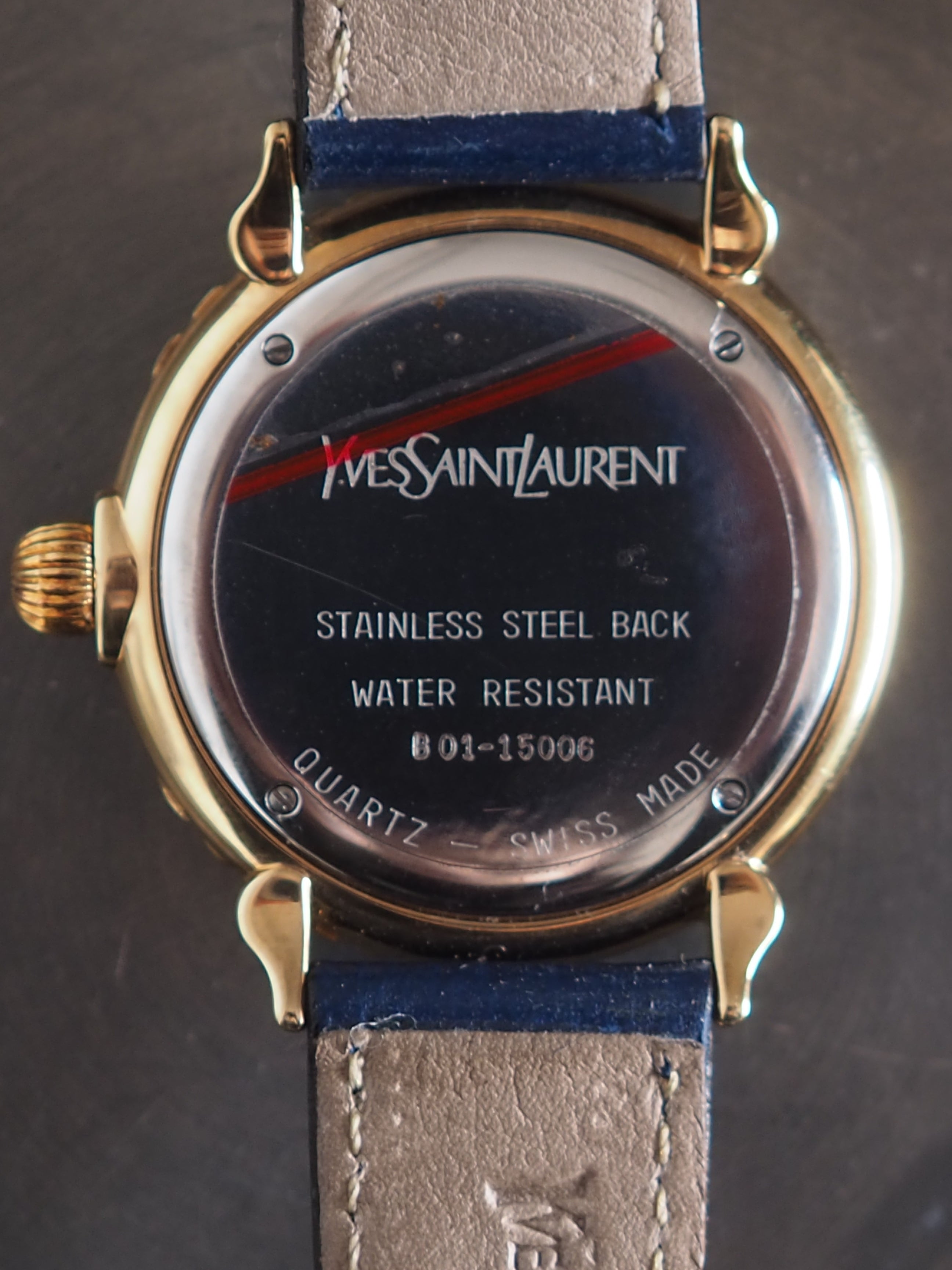 Yves Saint Laurent サンローラン YSL ラウンド ウォッチ 腕時計