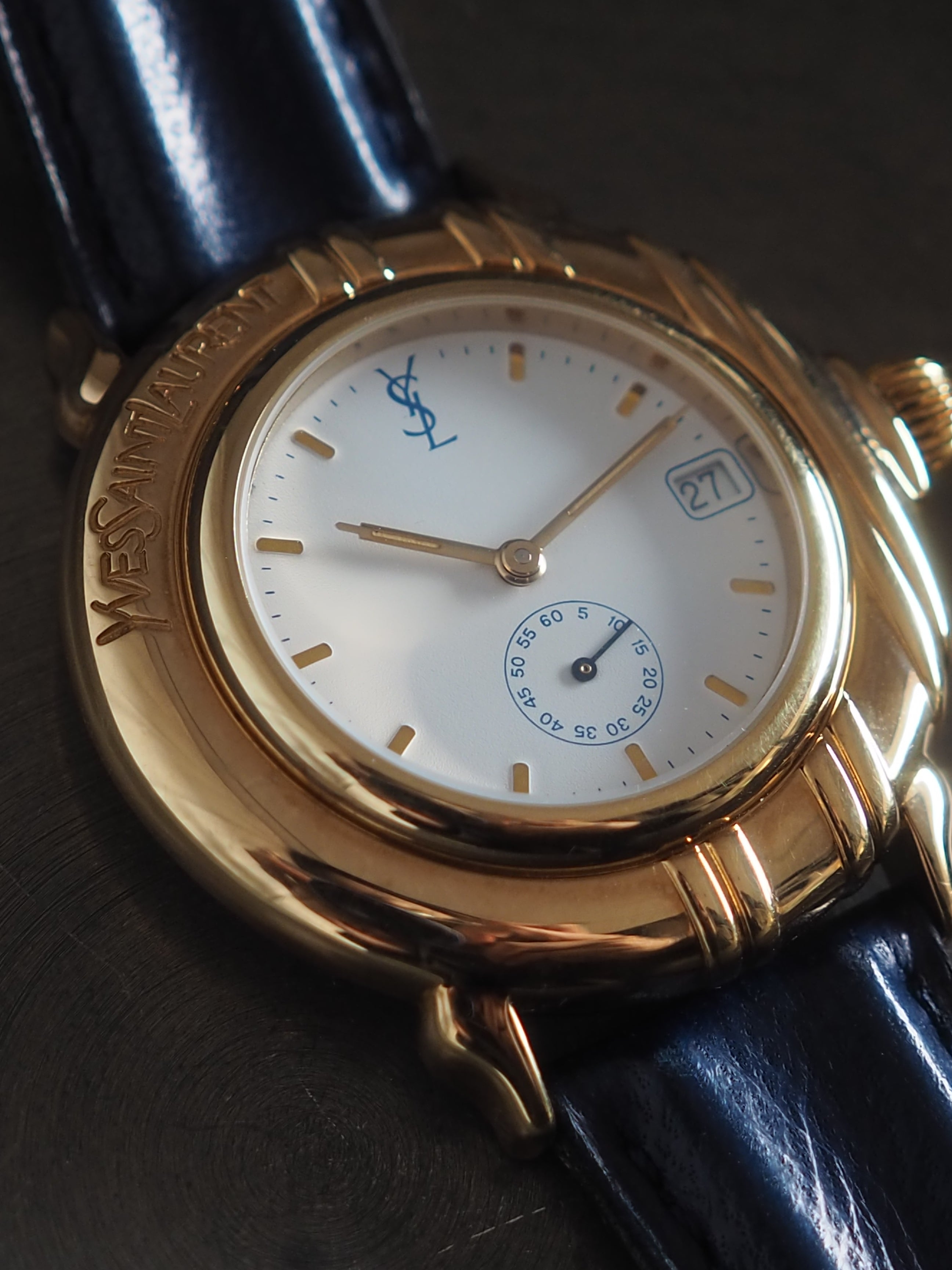 Yves Saint Laurent サンローラン YSL ラウンド ウォッチ 腕時計