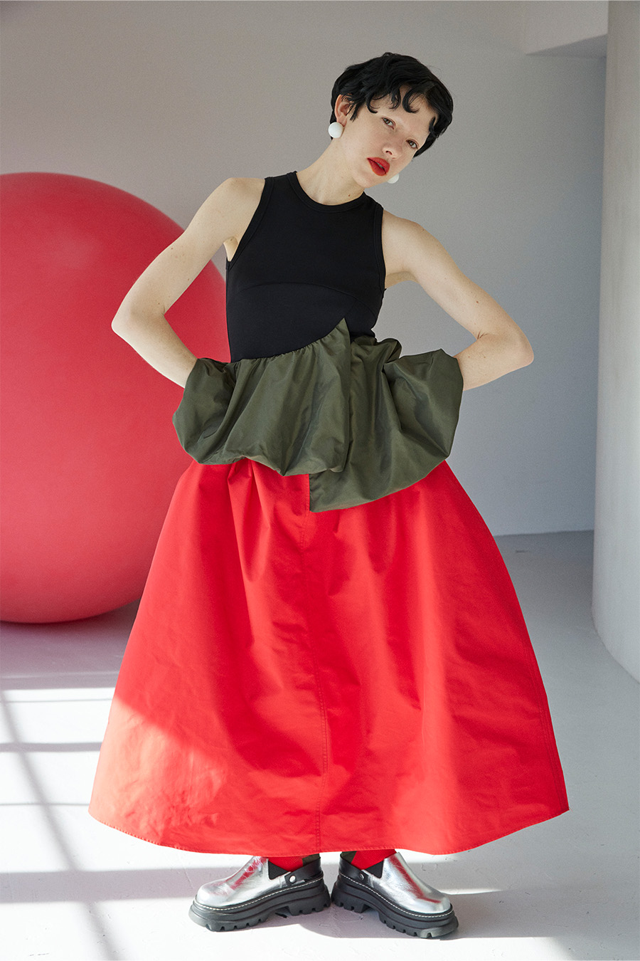 OMMO ONLINE STORE / BALLOON PEPLUM LAYERED OP
