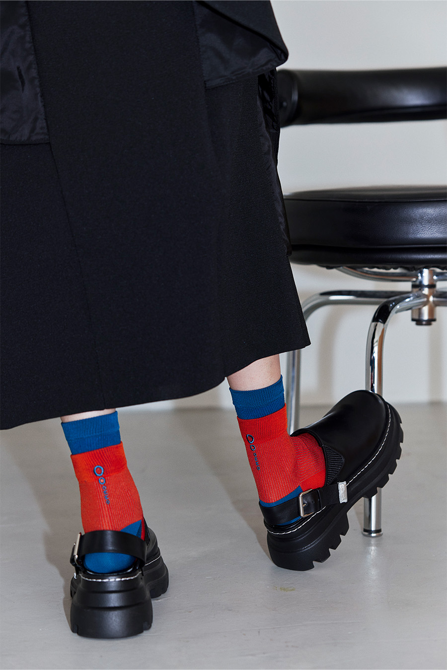 OMMO ONLINE STORE / VOLUME HEAD STRAP SABOT