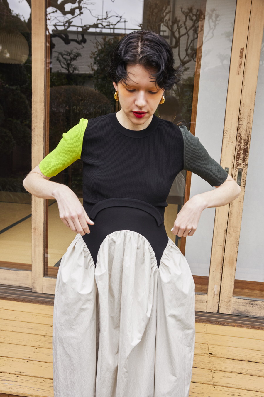 OMMO ONLINE STORE / CIRCLE CUT SHORT KT TOP