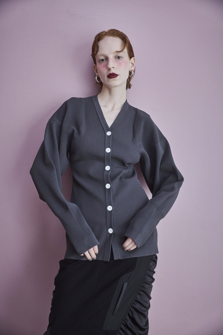 OMMO ONLINE STORE / SQUARESLEEVE V NECK KT CD