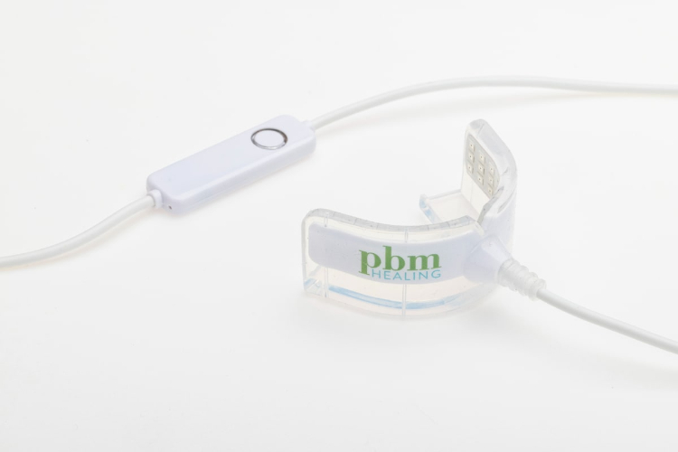 スピード矯正（光加速矯正装置）| 表参道しらゆり歯科