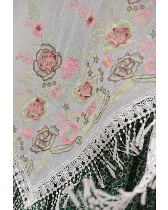 セール商品返品交換不可】立体の花咲く春色刺繍の三角ストール – ONE