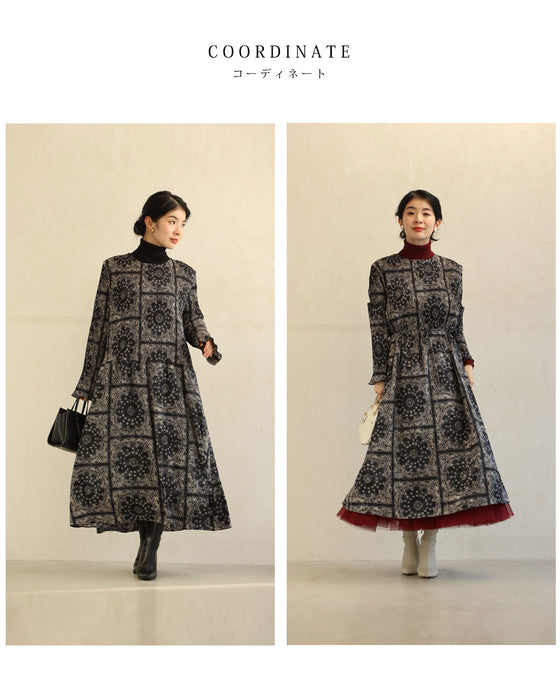 上品なバンダナ柄プリントミディアムワンピース（紐ベルト付き） – ONE