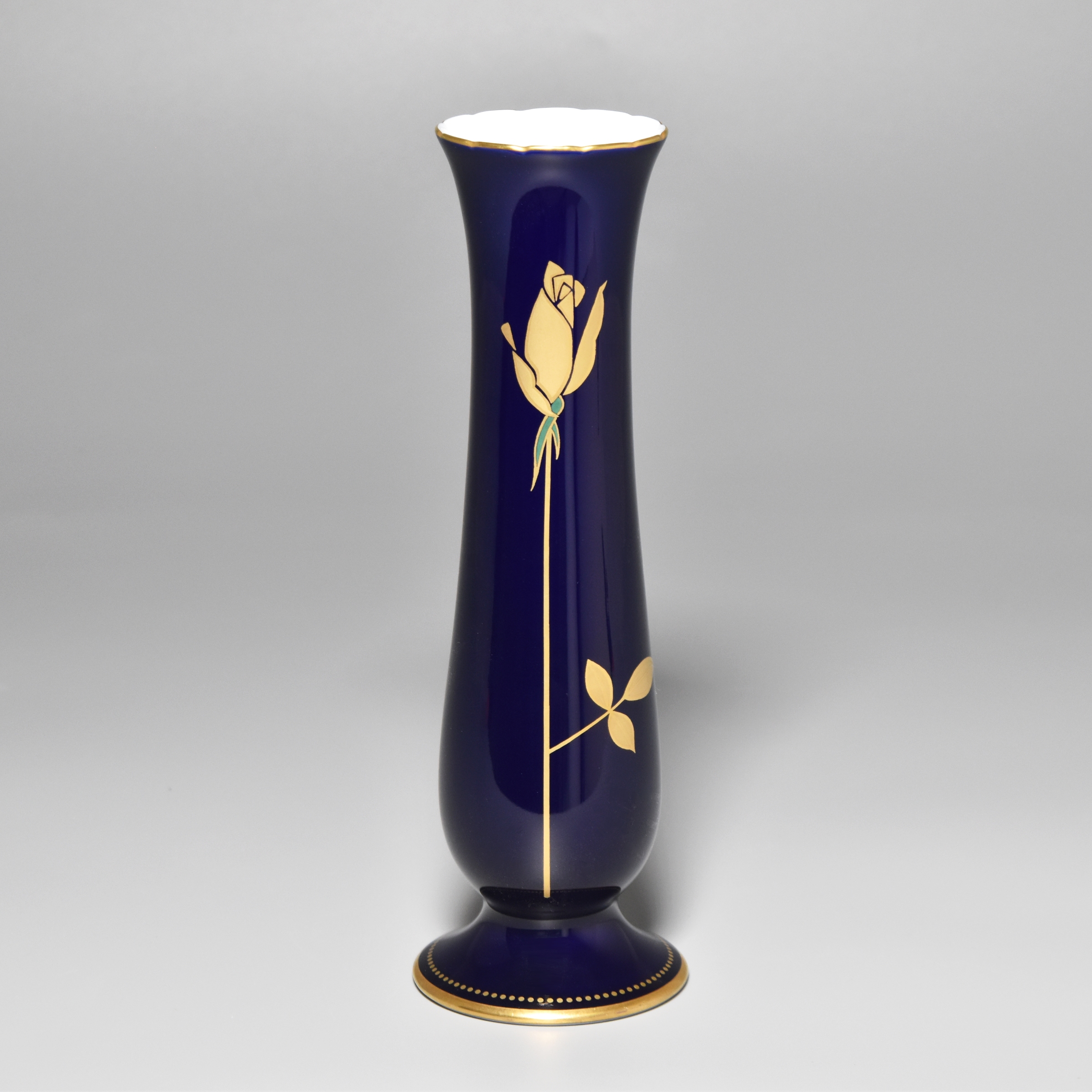 ルリ薔薇一凛）花瓶|有田焼の老舗-香蘭社オンラインショップ