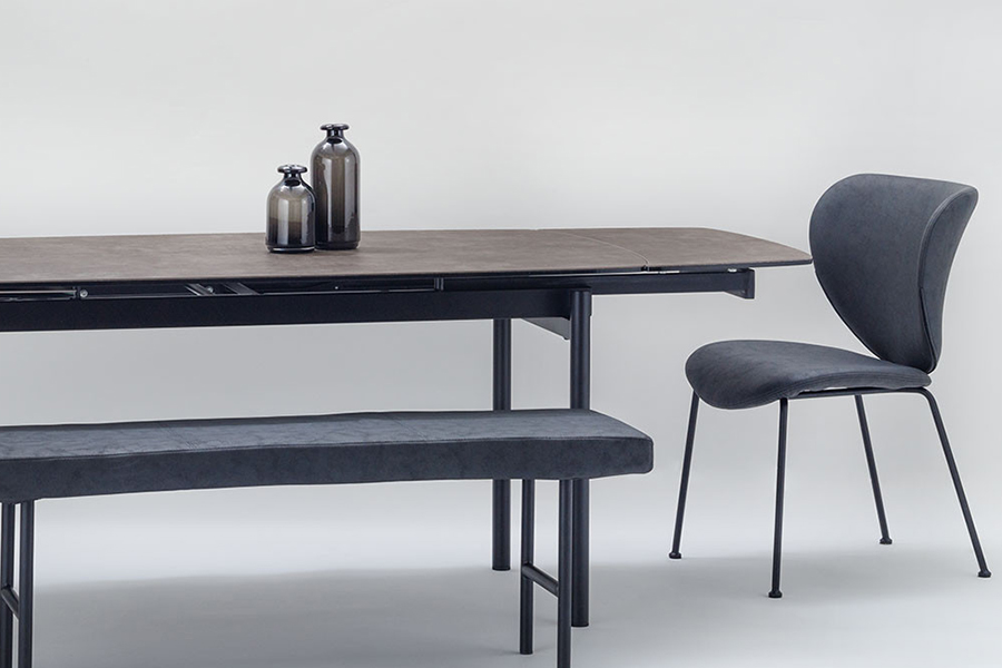 モーダ・エン・カーサ ダイニングチェア コブラ / COBRA chair