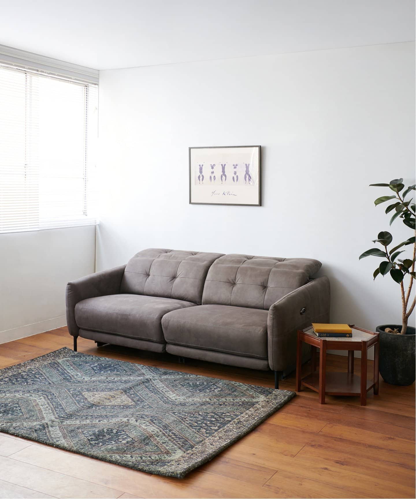 まもなく仕様変更・価格値上げ】SHEFFIELD RECLINING SOFA グレー