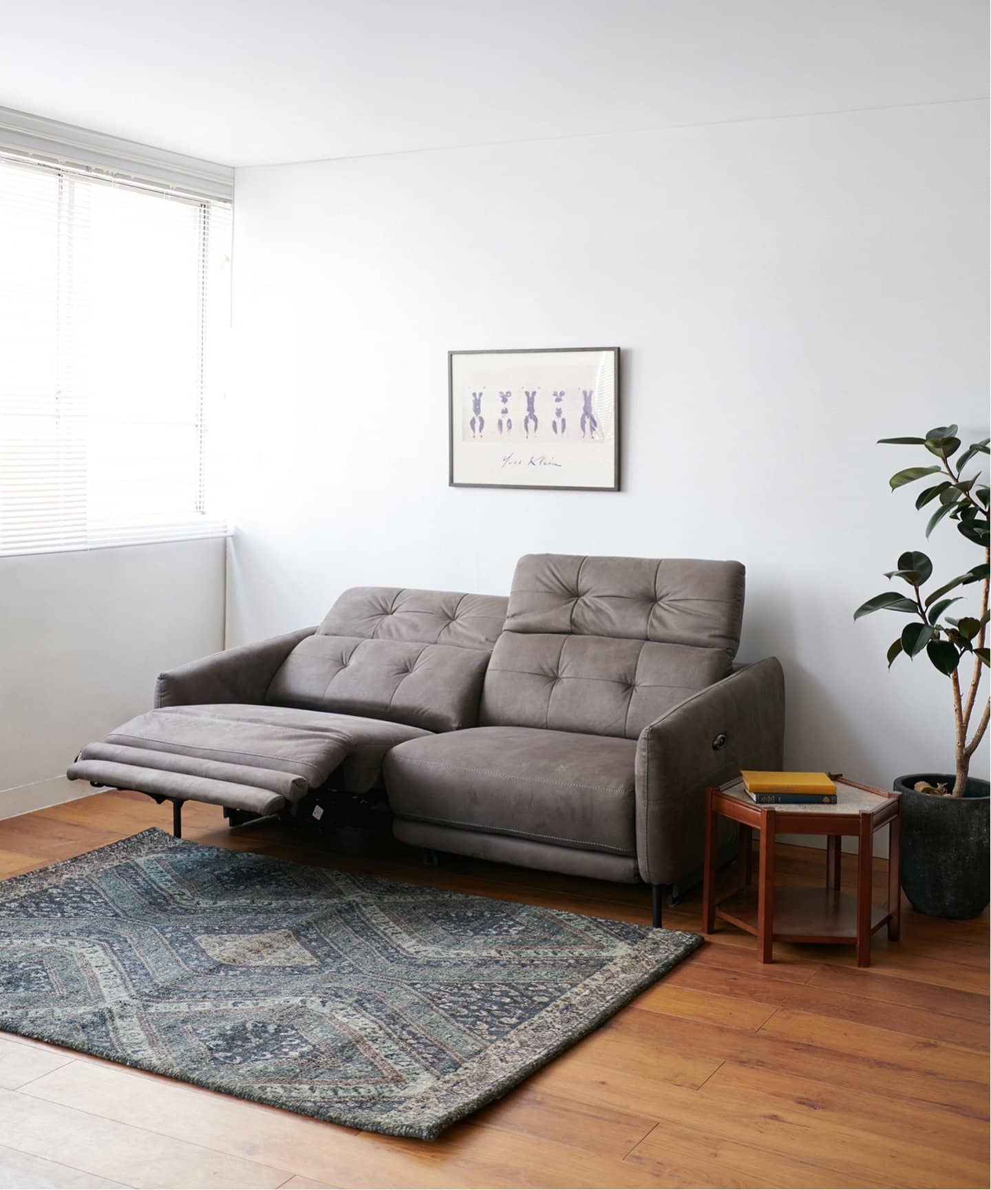 まもなく仕様変更・価格値上げ】SHEFFIELD RECLINING SOFA グレー