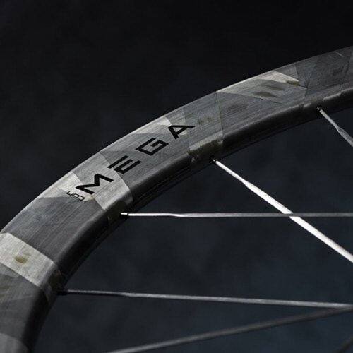 Lun ( ルン ) ロードバイク用ホイール(ディスクブレーキ用) MEGA D45