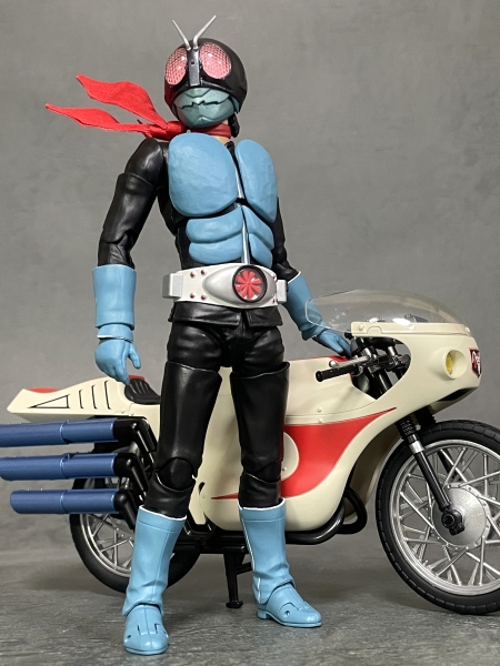 ク*ー様 真骨頂仮面ライダー旧1号＆旧サイクロン号プラモデル 真骨頂