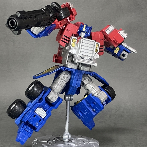 TF】レガシー「TL-48 オプティマスプライム（アルマダユニバース