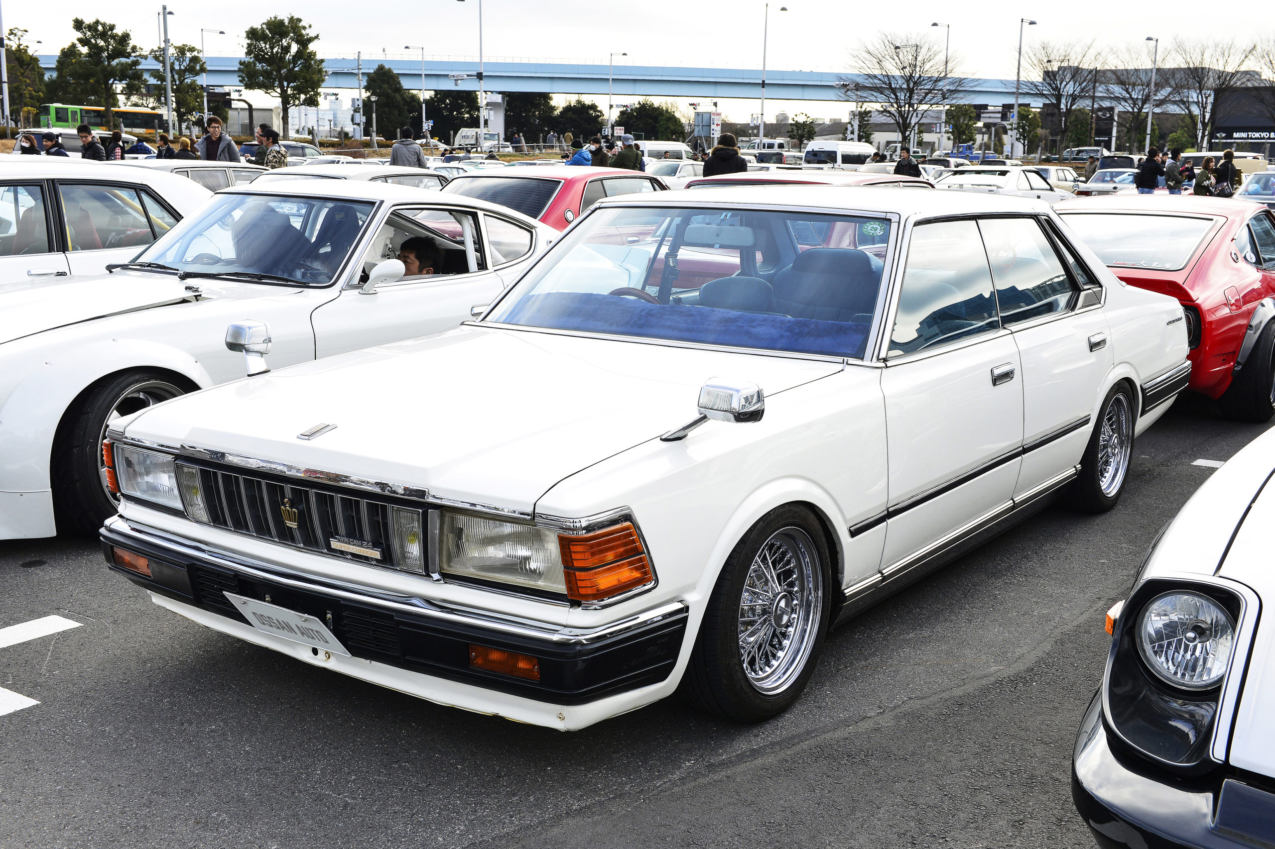 イメージをガラッと変えるグリルカスタム | ossanauto