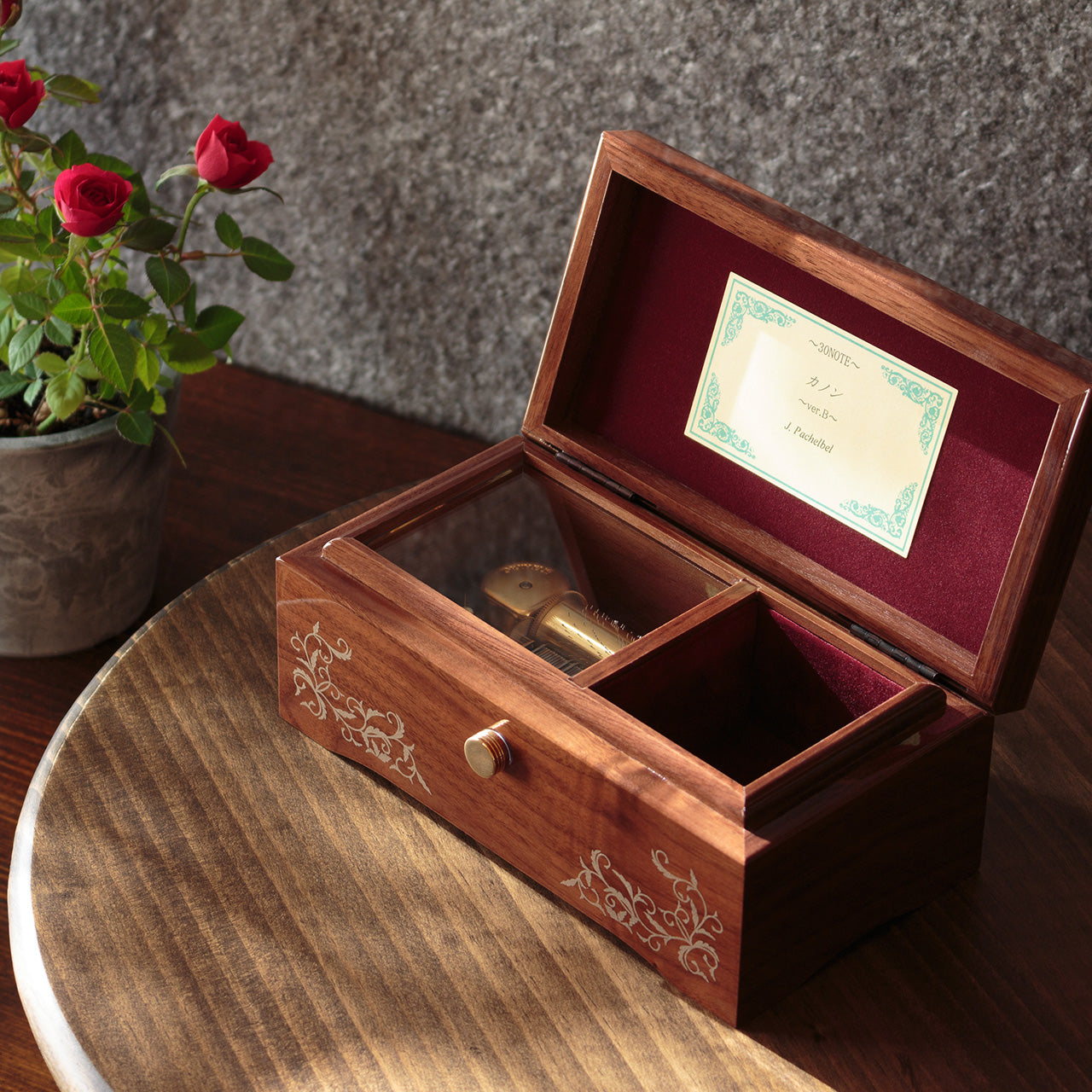 曲が選べる・誕生日に人気】30弁 鏡面仕上げ ウォールナット｜高級
