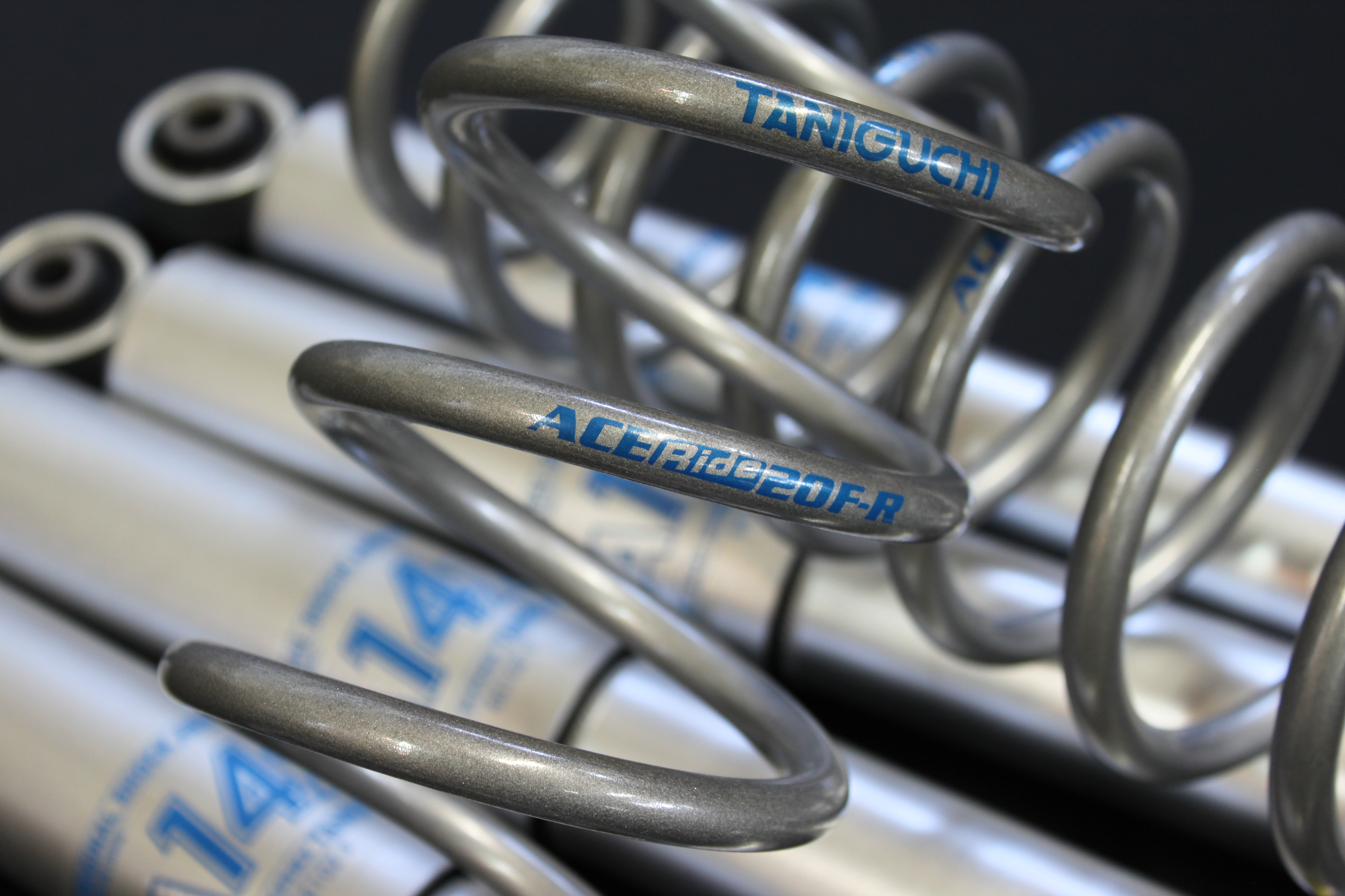 車検対応！乗り心地最高なサスペンション｜オフロードサービスタニグチ