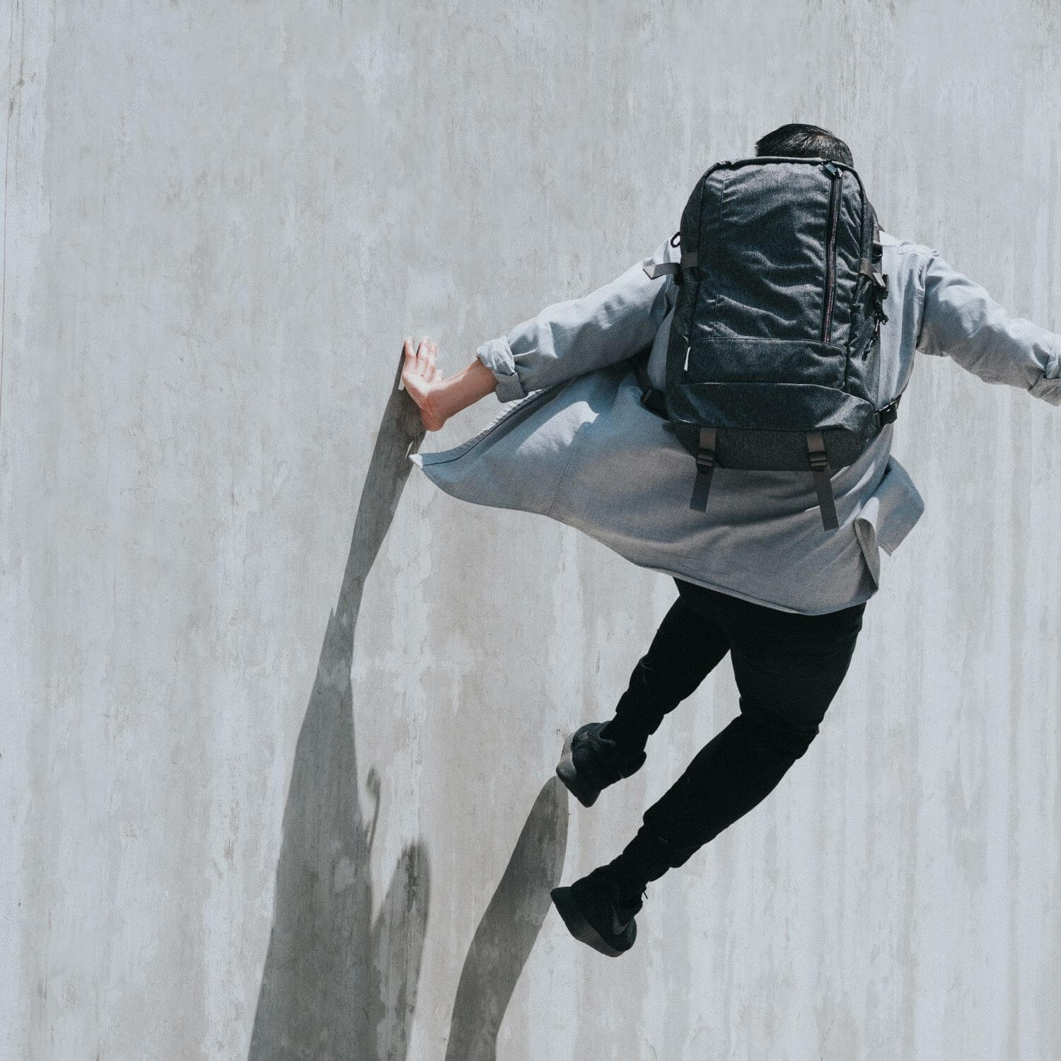 都会派男性に愛用者多し「ディスパッチ」の名作バッグにフォーカス