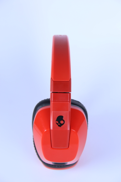 日本初上陸 新感覚ヘッドホン「CRUSHER（RED）」（Skullcandy）フォト