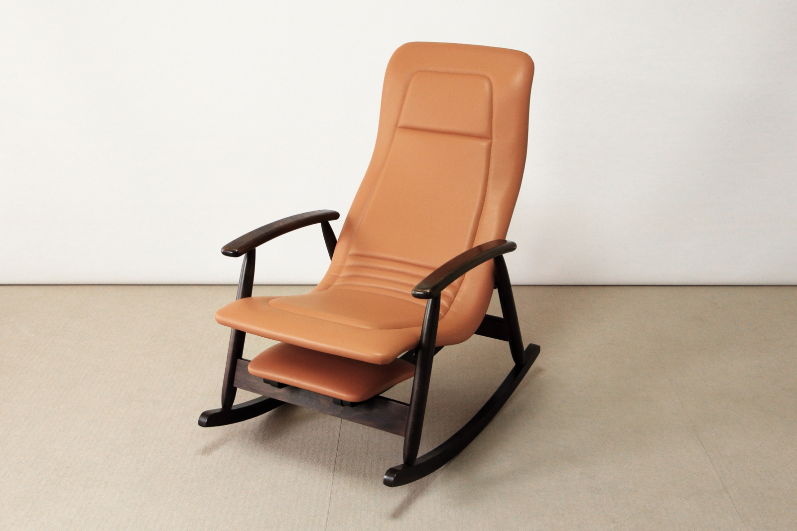 松田家具製ロッキングチェア 明石市 - OTUS | 兵庫県神戸市西区 ソファ