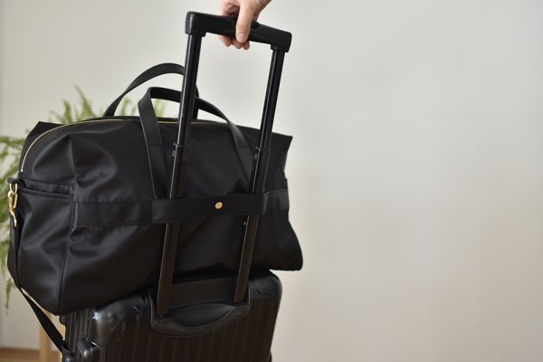 ツヤがきれいなボストンバッグ – OURHOME