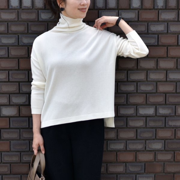 洗えるきれいめタートルニット – OURHOME